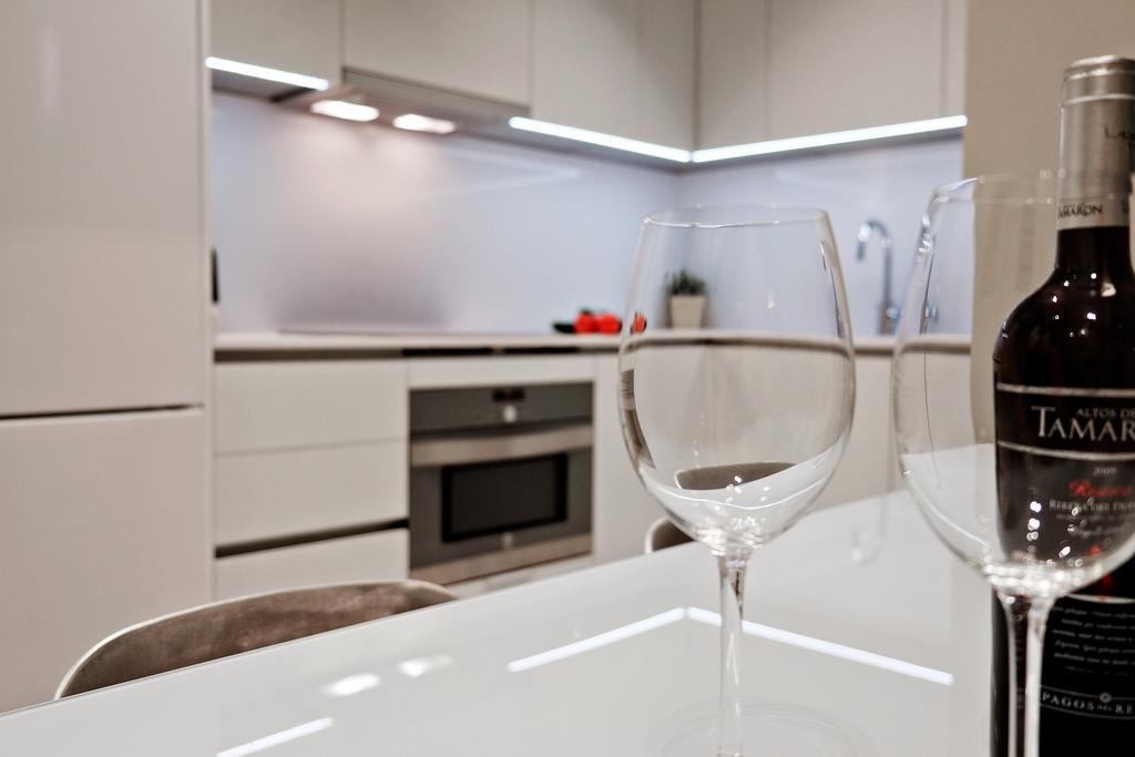 Habitat Apartments Barcelona Plaza Rum bild